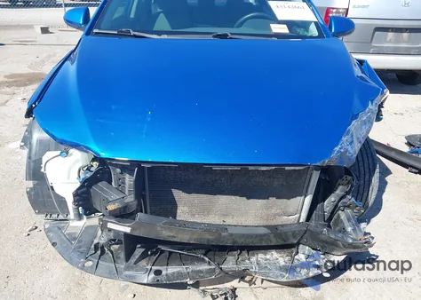 2018 Hyundai Elantra Sel z USA, uszkodzony, nr VIN 5NPD84LFXJH335174